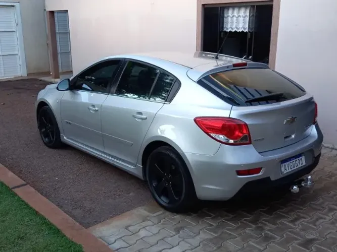Chevrolet Cruze HB Sport LT 1.8 16V Flexp. 5P AUT 2014