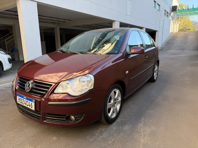Volkswagen Polo Sedan 1.6 MI Total Flex 8V 4P 2008