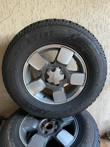Kit 4 rodas + pneus s10 pitbull 2011 aro 16