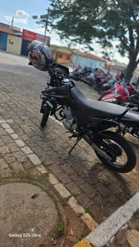 Tornado 250 , 2004 moto excelente !