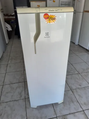 Geladeira Electrolux de uma porta. Ja incluso a entrega se for Rio preto 17. * 