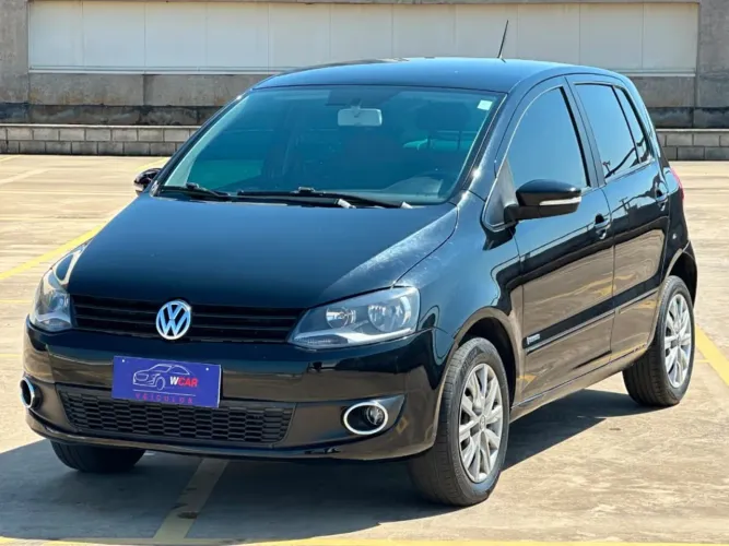 Volkswagen Fox 1.6 MI Total Flex 8V 5P 2013