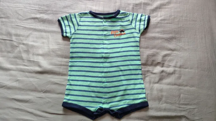 ROMPER/ MACAQUINHO CARTER'S - ORIGINAL - 9 Meses