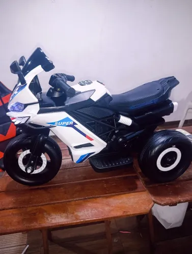 MOTINHA ELÉTRICA INFANTIL