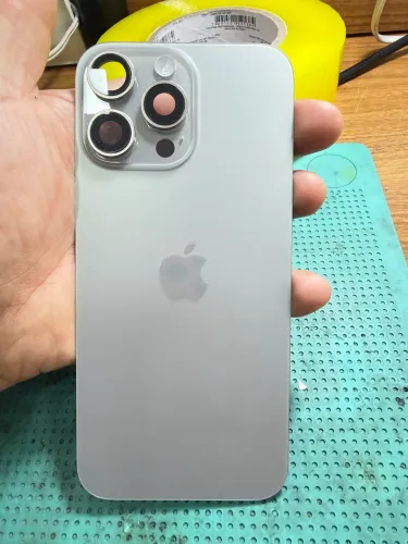 Tampa do iPhone 16 pró max ORIGINAL natural completa!!