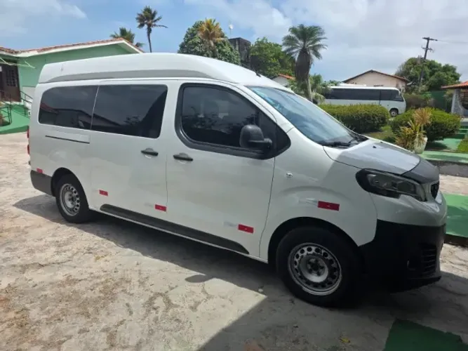 Peugeot Expert Minibus 1.6 Turbo Diesel 2020