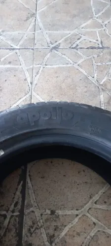 Vendo 02 Pneus 195/55 R15 85V Apollo