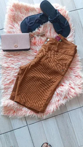Bermuda jeans feminina tamanho 40 e 42