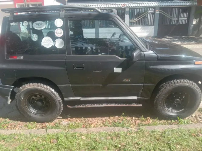 Suzuki Vitara JLX 1.6 16V 4X4 4P Mec. 1993