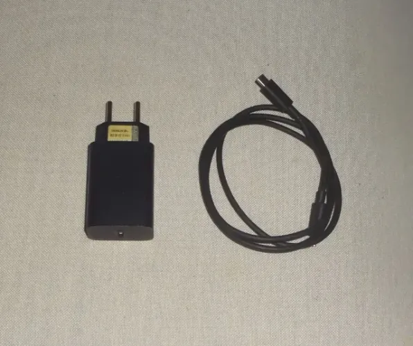 Carregador Turbo Motorola 68w + Fone Tipo C Lelong