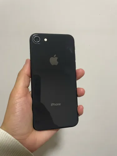 iPhone 8