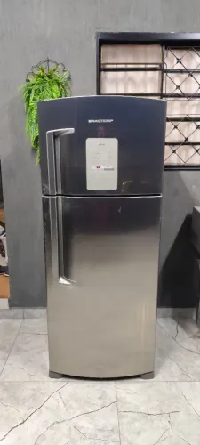 Geladeira precisa de conserto