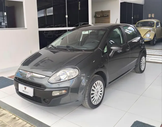 Fiat Punto Attractive 1.4 Fire Flex 8V 5P 2013