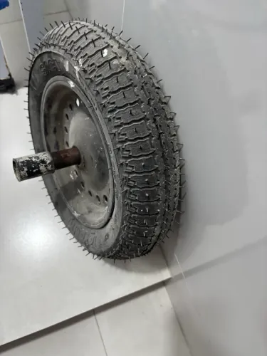 Pneu carrinho de mão