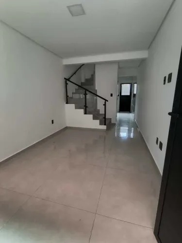 Casa de Condomínio com 2 quartos, Sítio do Campo, Praia Grande - R$ 330 mil, Cod: 723099