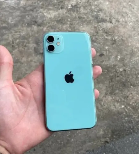 iPhone 11