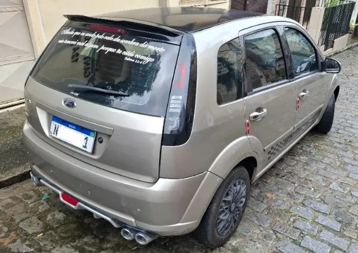 Ford Fiesta 1.0 8V Flex/class 1.0 8V Flex 5P 2010