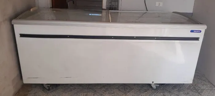 Freezer ilha em ótimo estado funcionando perfeitamente *
