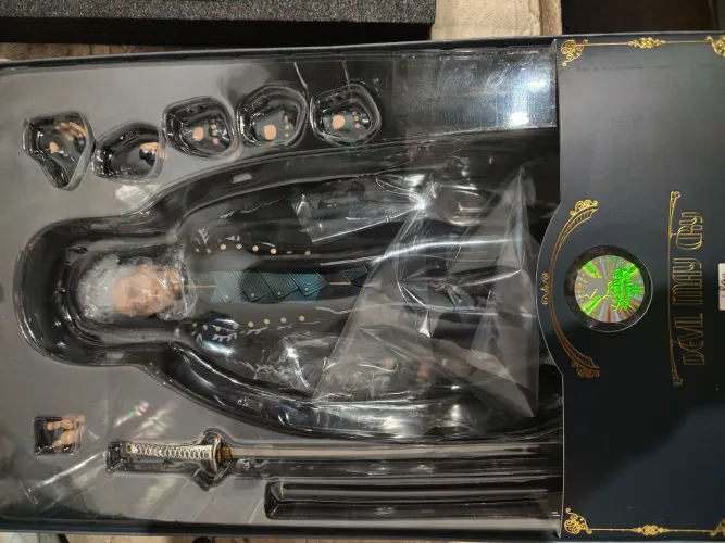 Vergil deluxe Asmus toys