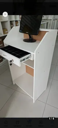 Balcão caixa branco