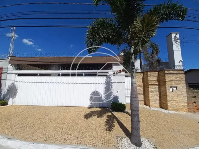 VENDE-SE Residência NO AQUARIUS - MARÍLIA/SP