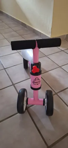 Bicicleta de Equilibrio Atentu Rosa