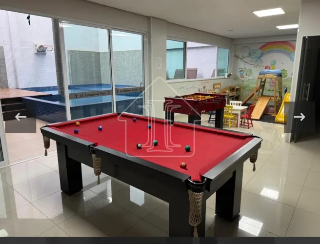 Alugo apartamento Centro