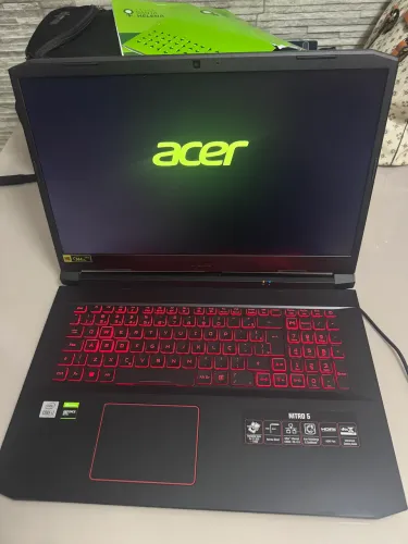Notebook Acre nitro 5 i7 17?