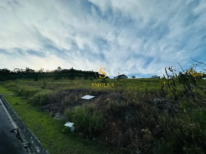 Terreno em condominio fechado para venda no Sertao do Maruim em Sao José SC