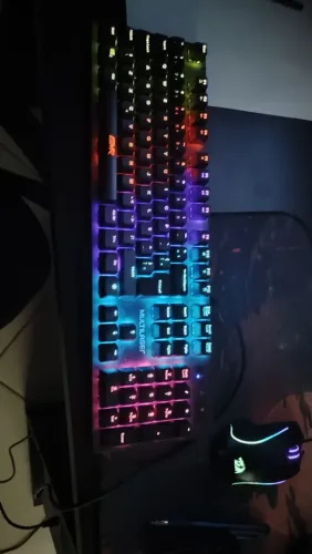 Vendo Teclado Multilaser