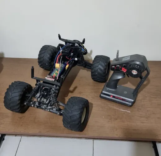 Automodelo Traxxas Stampede 2WD