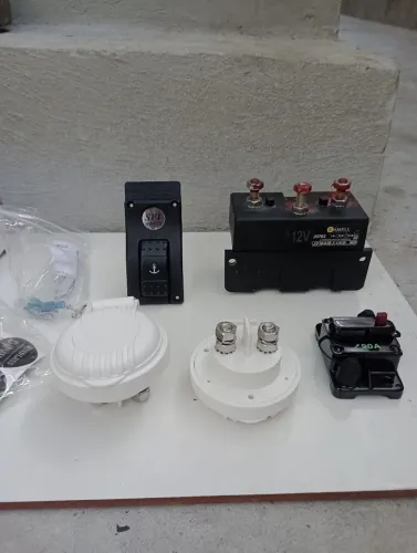Esquema elétrico para quincho 12v náutico.