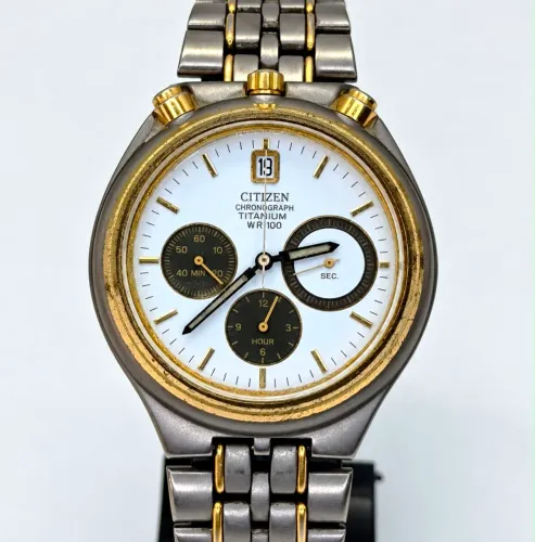 Relógio Citizen Bullhead Chronograph Titanium C503 - 37mm - WR100 - Excelente estado