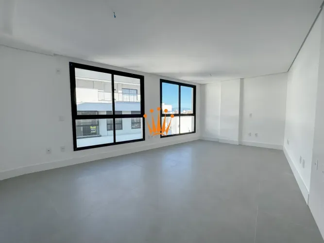 Studio no Centro de Florianópolis.