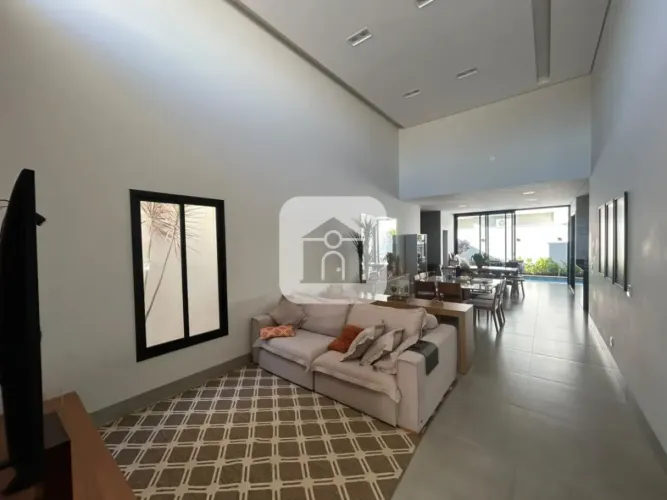 Casa para locação no bairro Novo Mundo