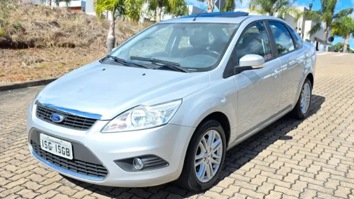 Ford Focus Ghia Sed. 2.0 16v/ 2.0 16V Flex 4P 2009