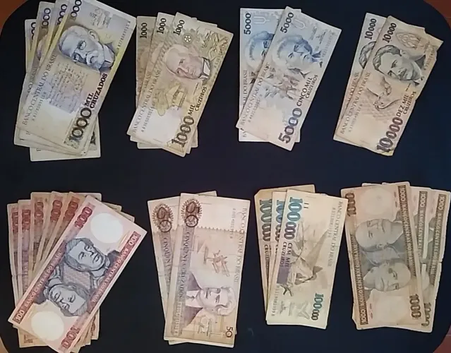 Lote Com +24 Cédulas Antigas do Brasil - Cruzeiros, Cruzados e Hiperinflação