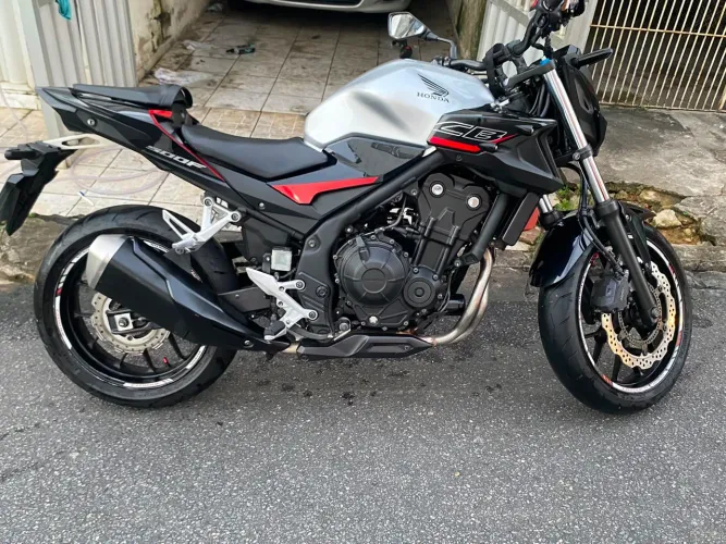 Cb 500f ano 2022 com apenas 20 mil km