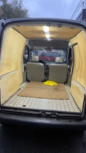 Agrego Kangoo 2014 para entregas e viagens 
