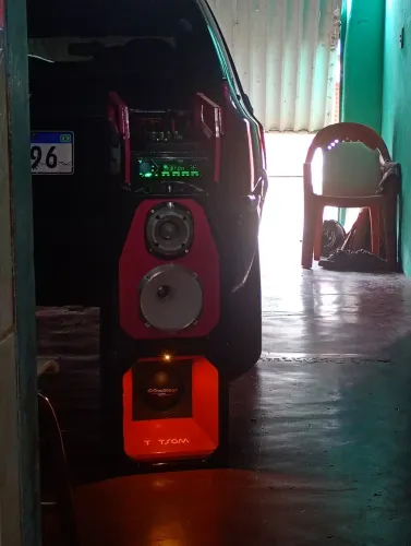 Som automotivo