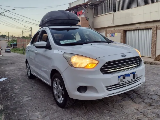 OPORTUNIDADE! FORD KA SEDAN 2015 1.5 - 4 CILINDROS (CORREIA NORMAL) COMPLETO E ECONÔMICO! 
