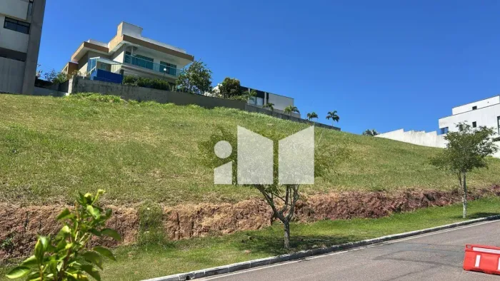 Ótima oportunidade em Riviera Park!
