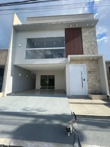 Alugo Casa com 04 Suites - Condominio Arbre - Ampla - Dois pavimentos