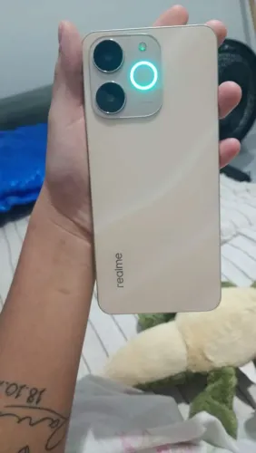 Realme 70