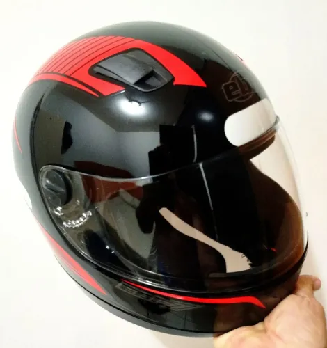 Capacete