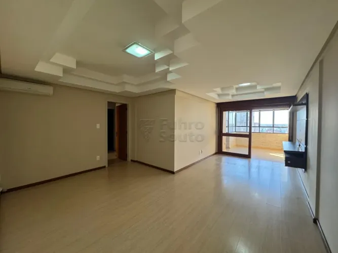 Lindíssimo apartamento Semi mobiliado de 3 dormitórios com suíte e 2 vagas de garagem no c