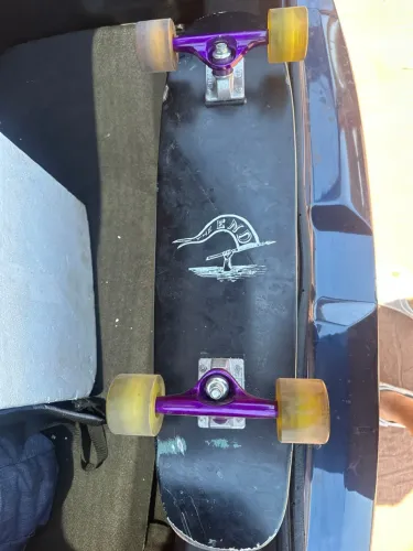 Skate Semi novo