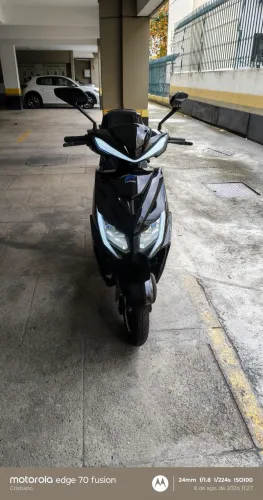 Scooter elétrica FYRON