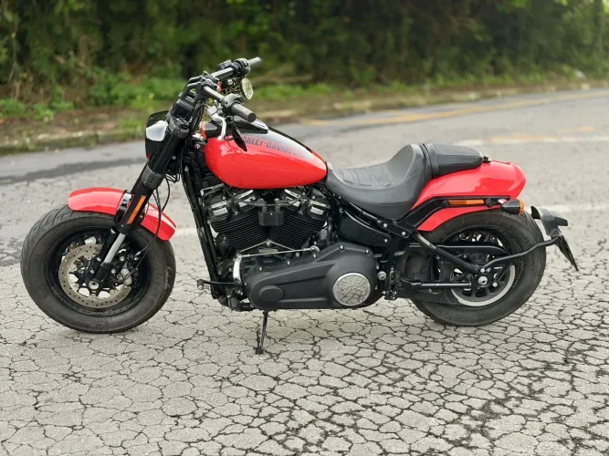 Harley Davisson fat Bob 107  2020