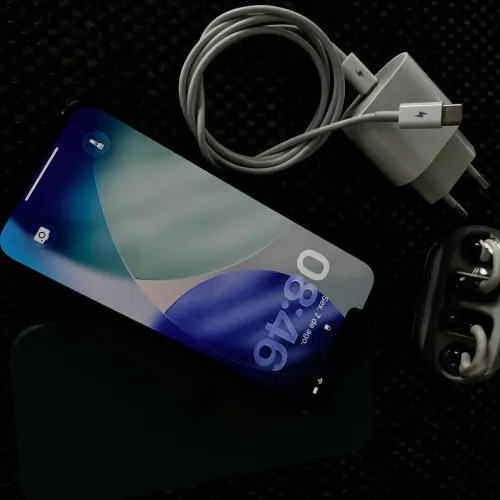 iPhone 13 256GB